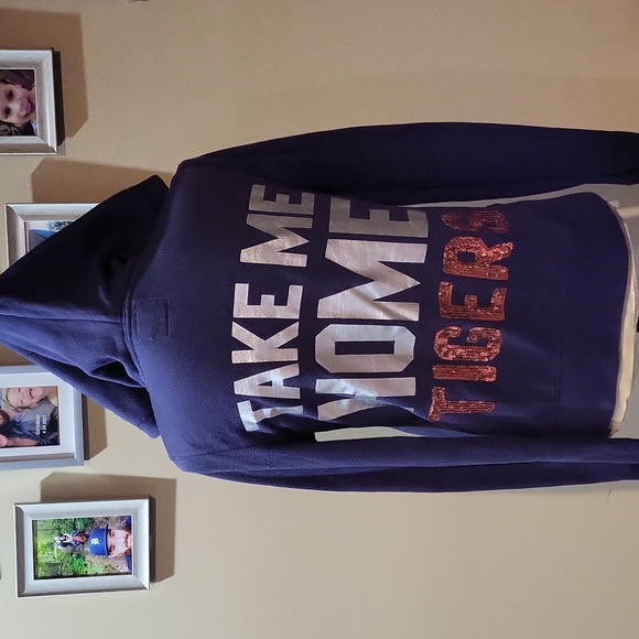 Victoria's Secret PINK Detroit Hoodie - Picture 7 of 16